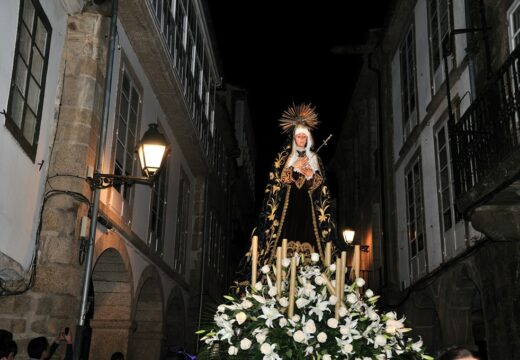 A procesión da Virxe das Dores abre a Semana Santa compostelá, que contará cun total de 17 estacións de penitencia